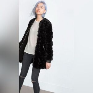 Zara Trafaluc Black Faux Fur Jacket - Size Large- PreLOVED